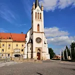új Lilla Keszthely